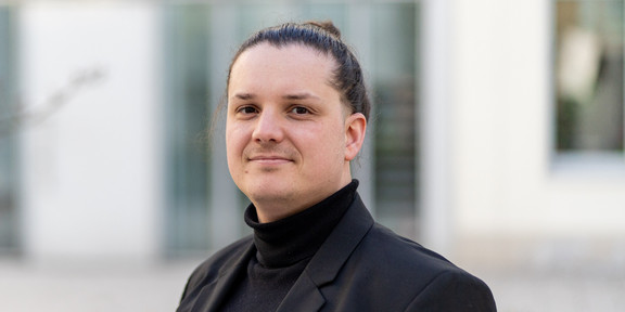 Portraitfoto eines Mannes